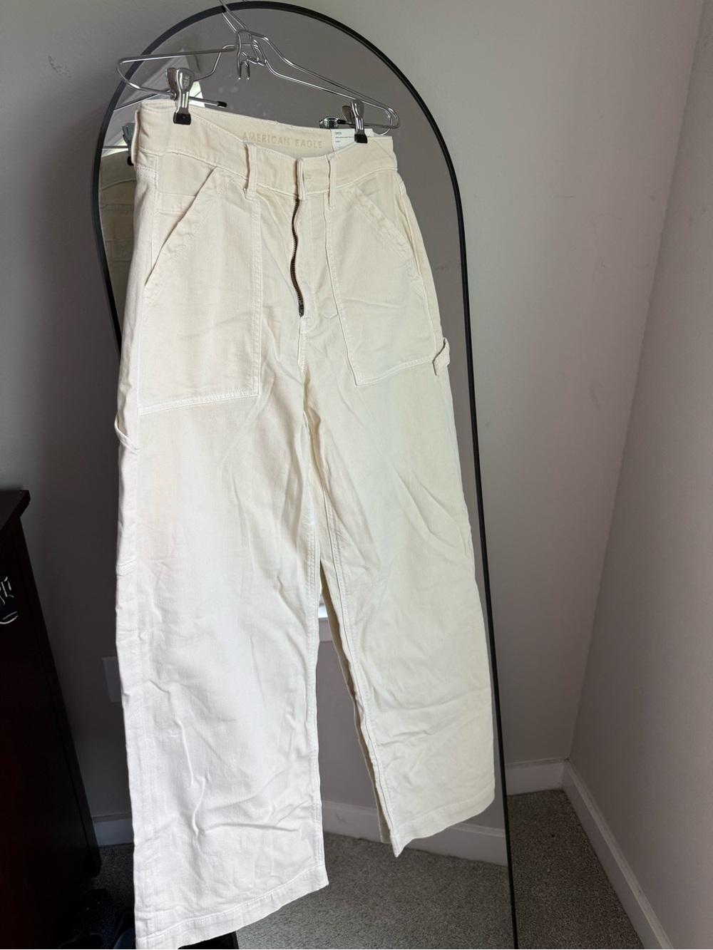 American Eagle Super High-Rise Baggy Wide Leg Cargo Pants Size 6 NWT